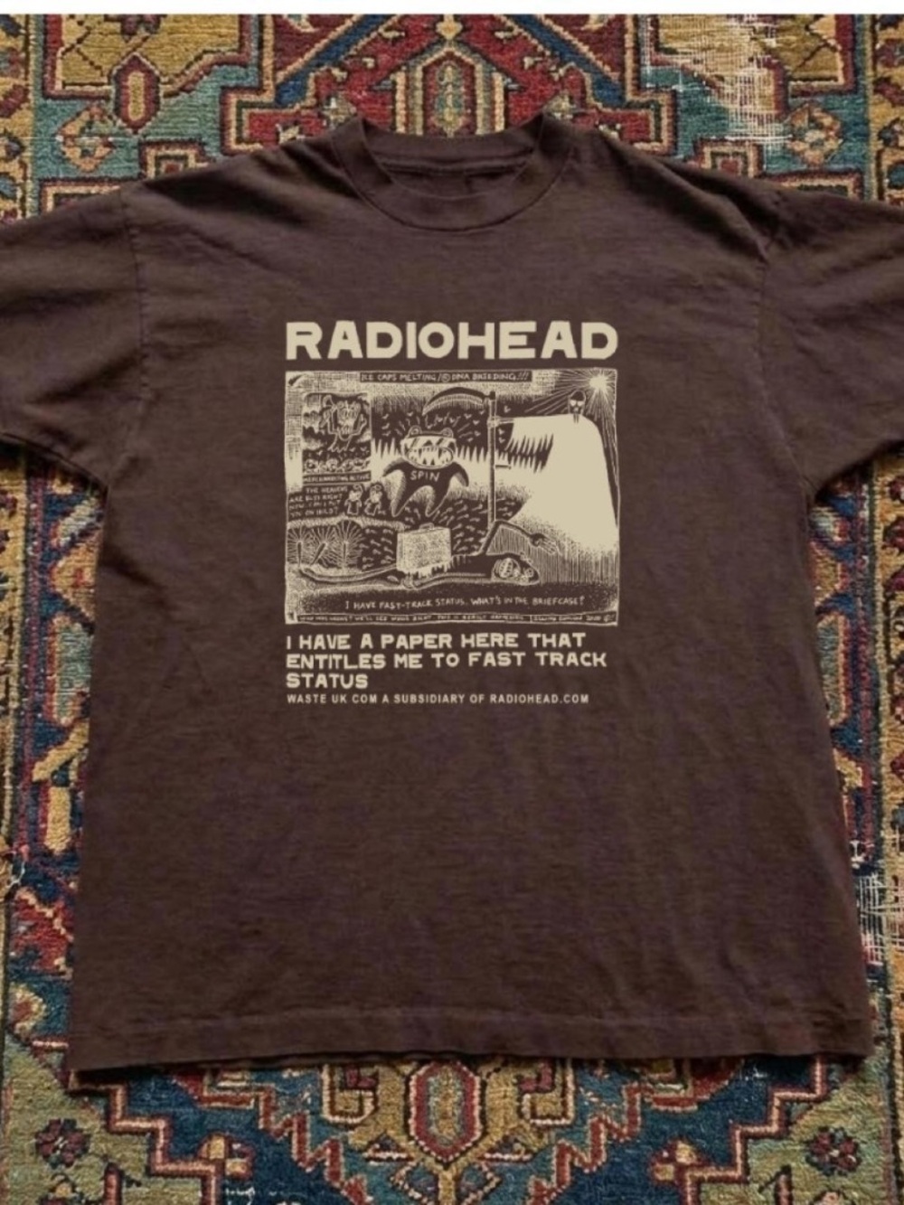 Gildan Brown Radiohead Short Sleeve Graphic Tee